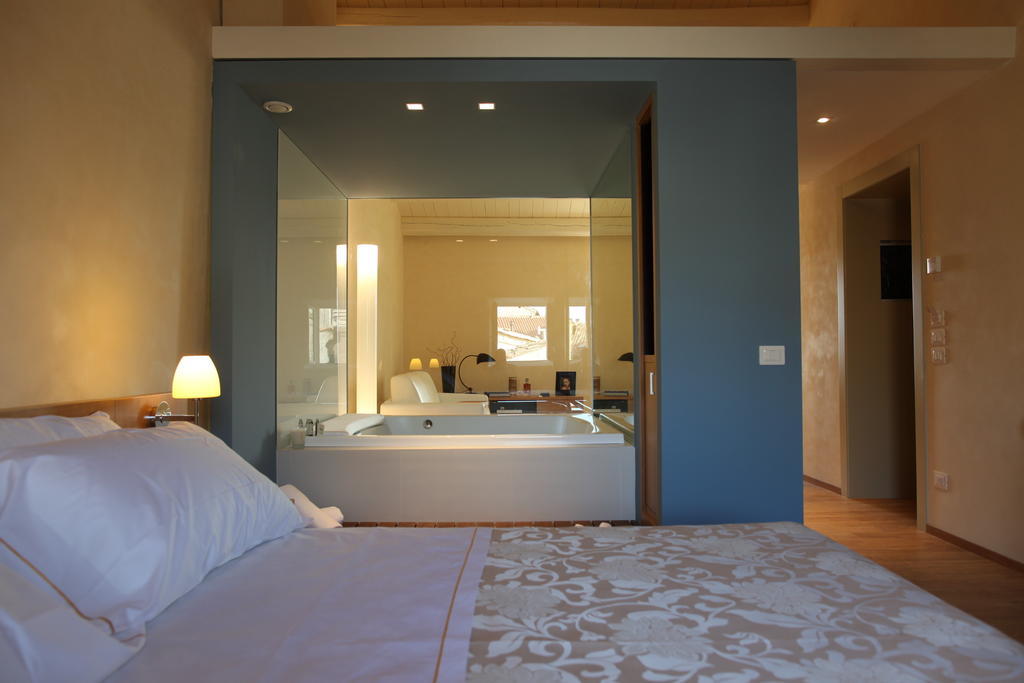 Relais Del Borgo Hotel & Spa 4 Stelle Staffolo 部屋 写真