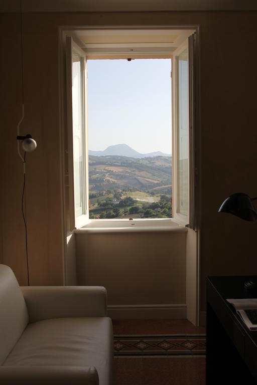 Relais Del Borgo Hotel & Spa 4 Stelle Staffolo 部屋 写真