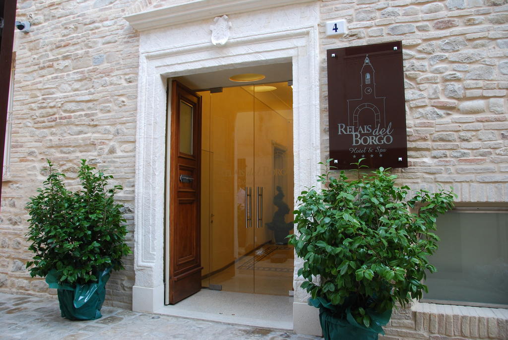 Relais Del Borgo Hotel & Spa 4 Stelle Staffolo エクステリア 写真