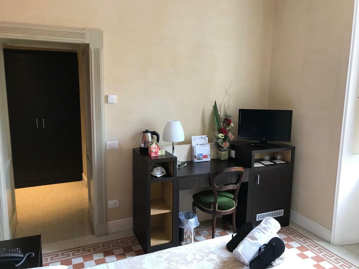 Relais Del Borgo Hotel & Spa 4 Stelle Staffolo エクステリア 写真